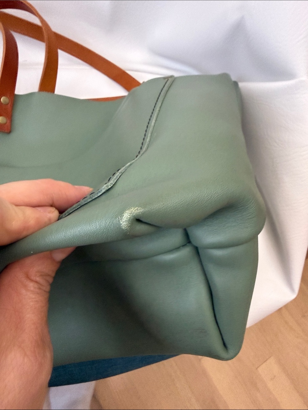 Portland Leather Medium Tote - Picture 6 of 12